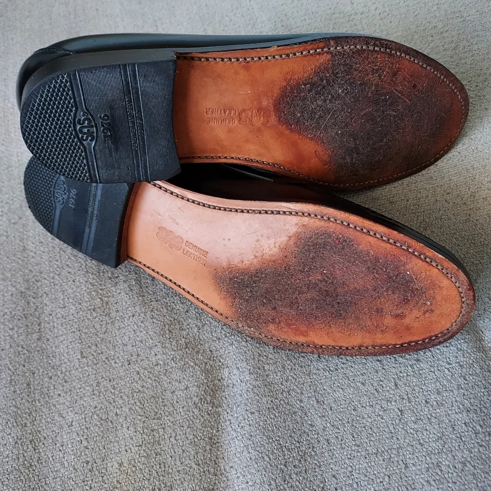 SAS Men's Black Patent Leather Loafers